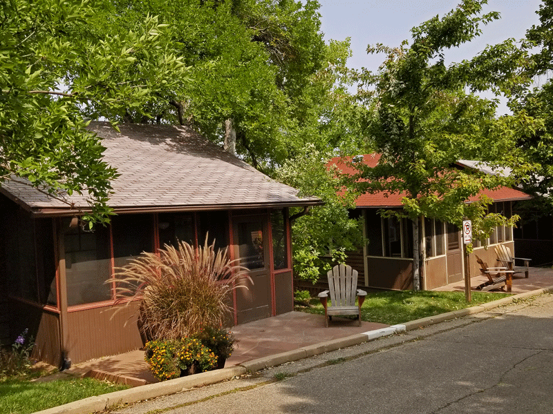 Cottages for overnight lodging